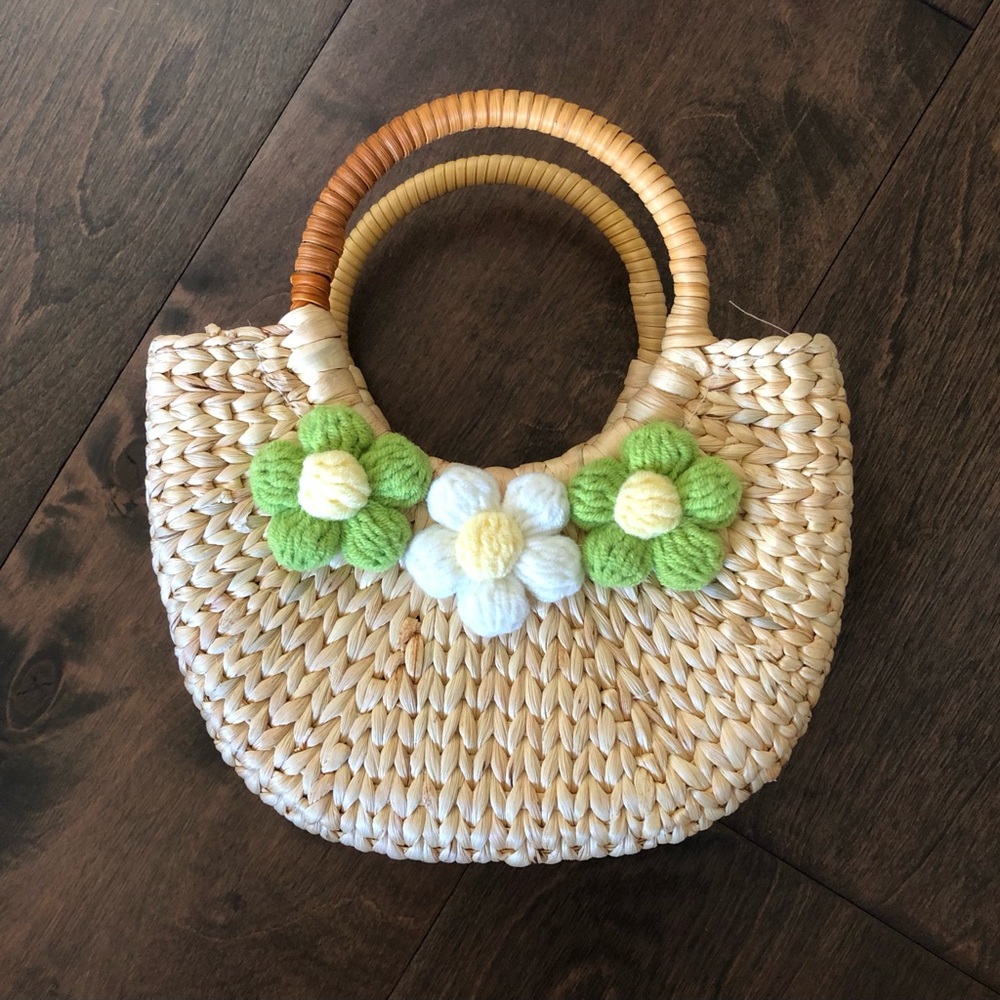 Woven Kid’s Purse - Picture 1 of 6